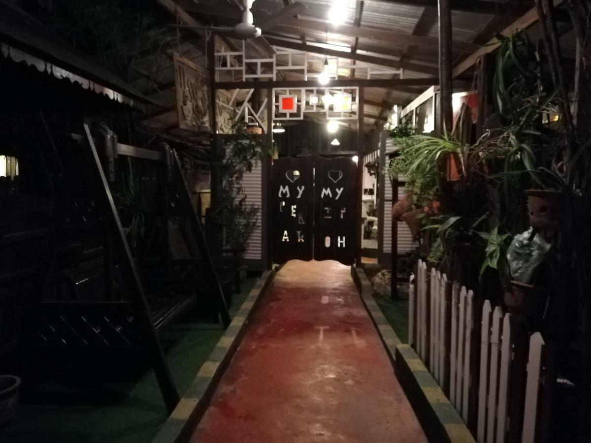 Отель Mykampung Chalet Ипох Экстерьер фото